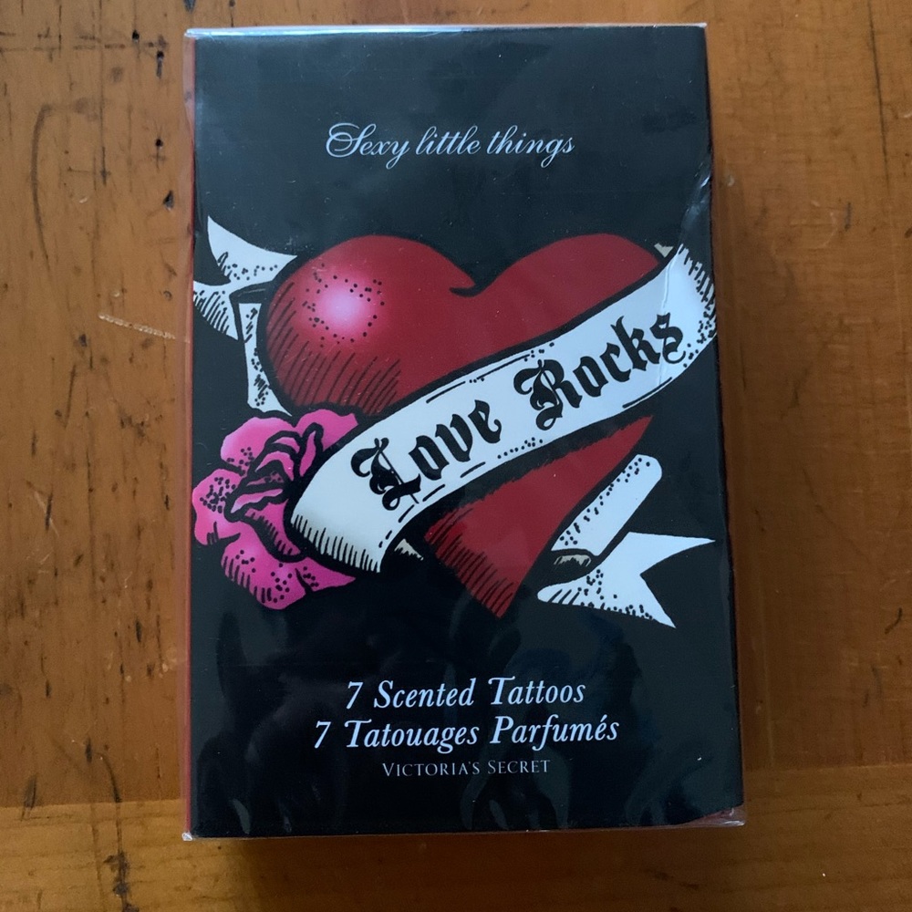 Victoria's Secret Sexy Little Things Love Rocks 7 Scented Tattoos Sealed NWT